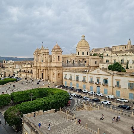 Casa Bommegna Villa Noto Exteriör bild