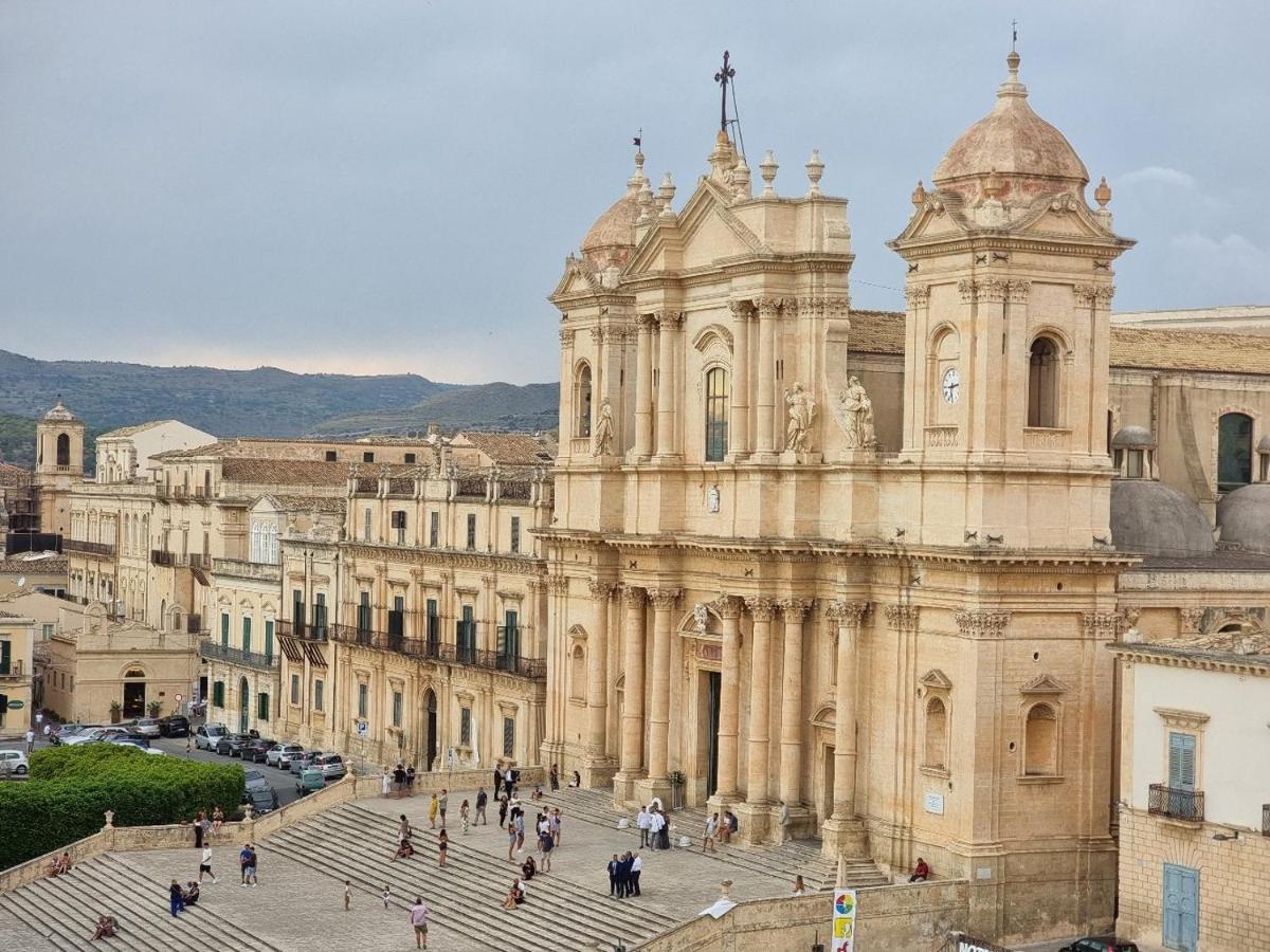 Casa Bommegna Villa Noto Exteriör bild